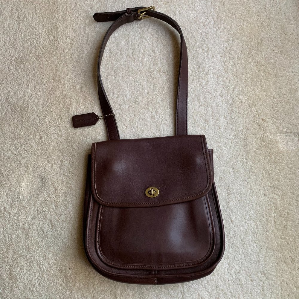 Vintage Coach Sidepack Bag,  Creed J4G-9979.